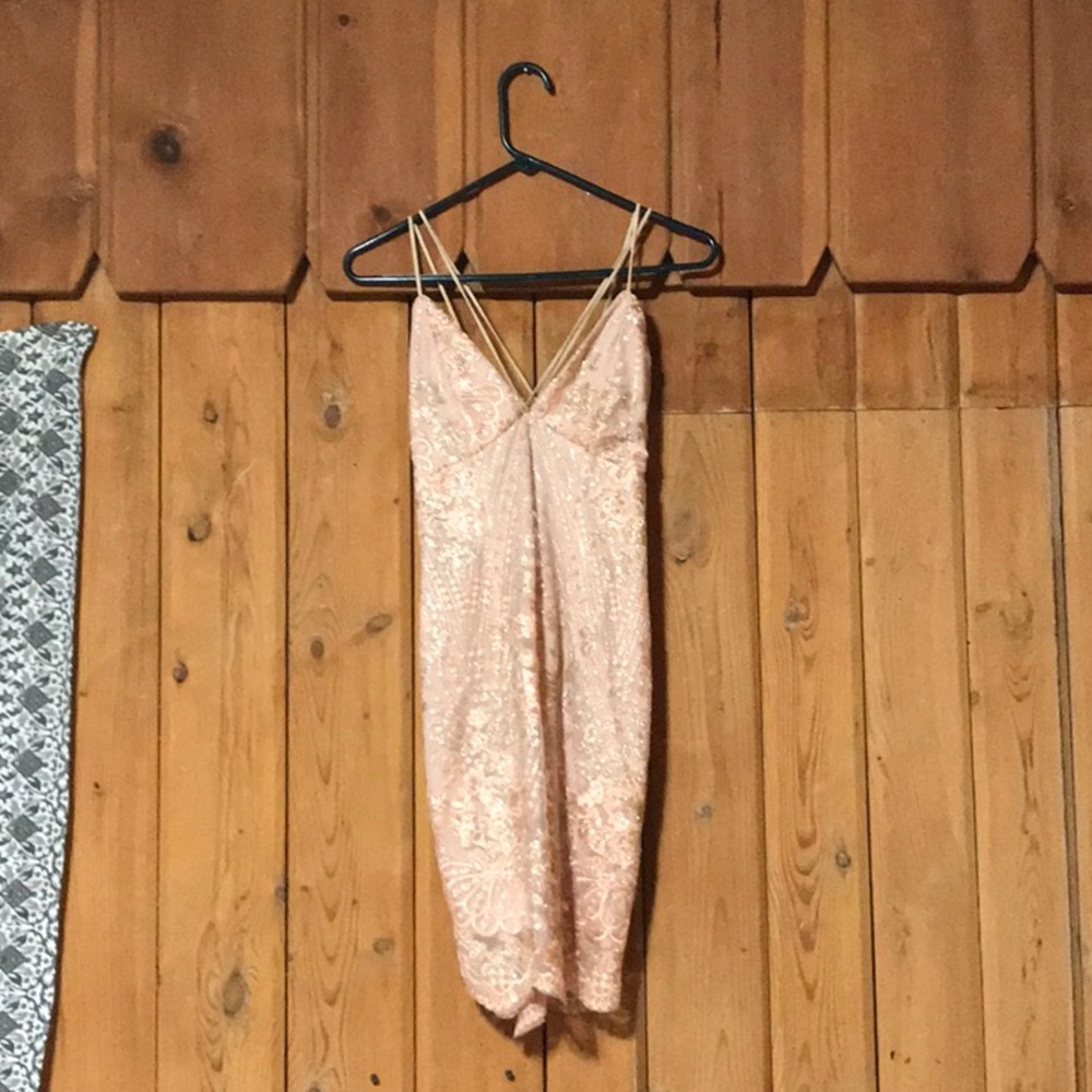 XENIA BOUTIQUE Size 8 Gold and Pink Dress